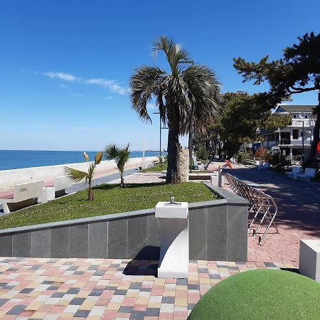 Apartment Mandarin Kobuleti Exterior foto